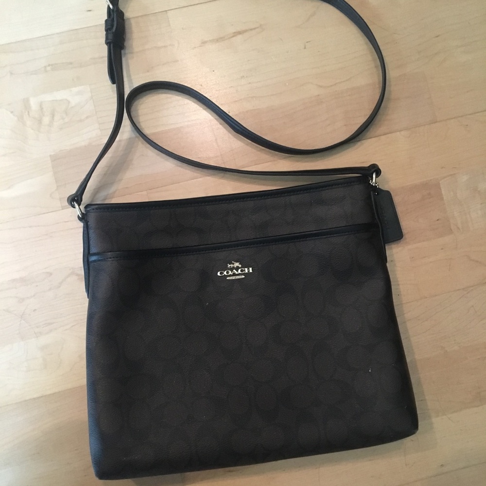Coach crossbody purse